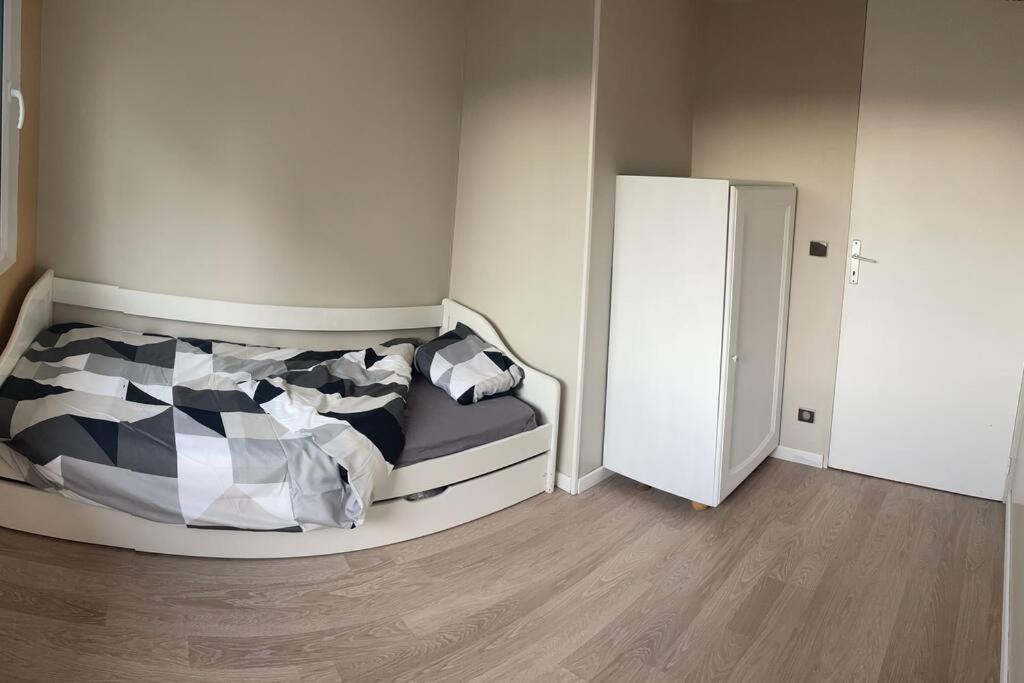 Maison A 2 Pas Du Centre Ville Péronne Exteriör bild